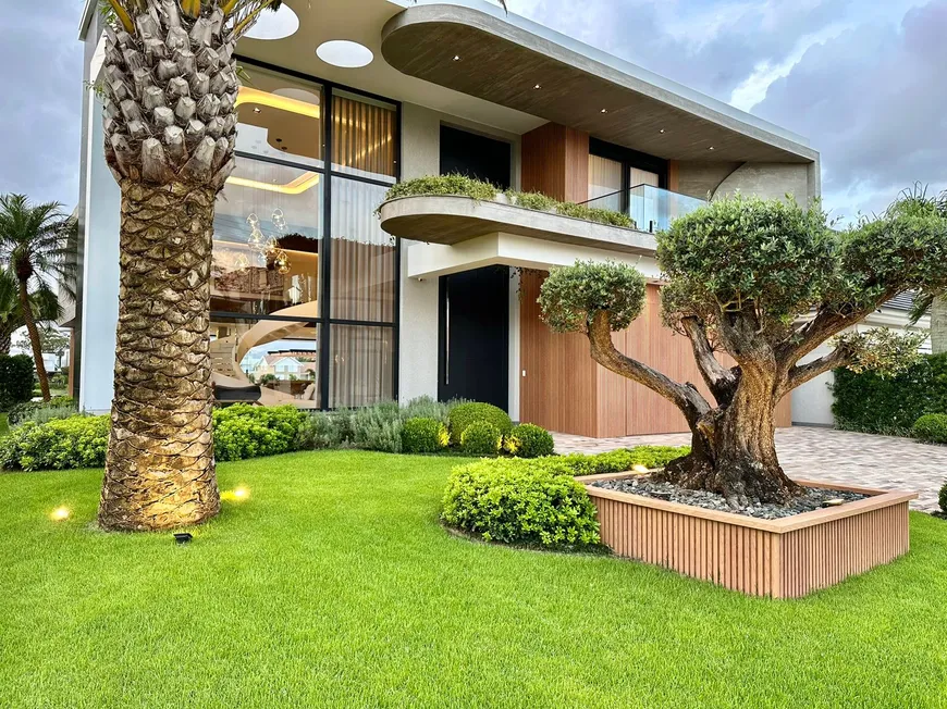 Foto 1 de Casa de Condomínio com 5 Quartos à venda, 596m² em Condominio Velas da Marina, Capão da Canoa