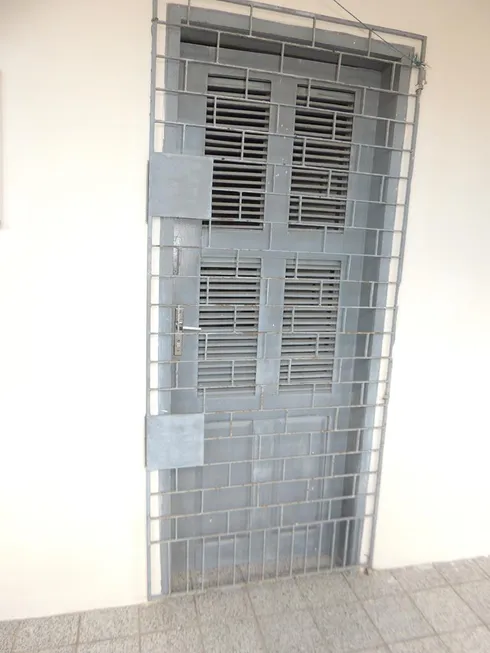 Foto 1 de Kitnet com 2 Quartos para alugar, 31m² em Álvaro Weyne, Fortaleza