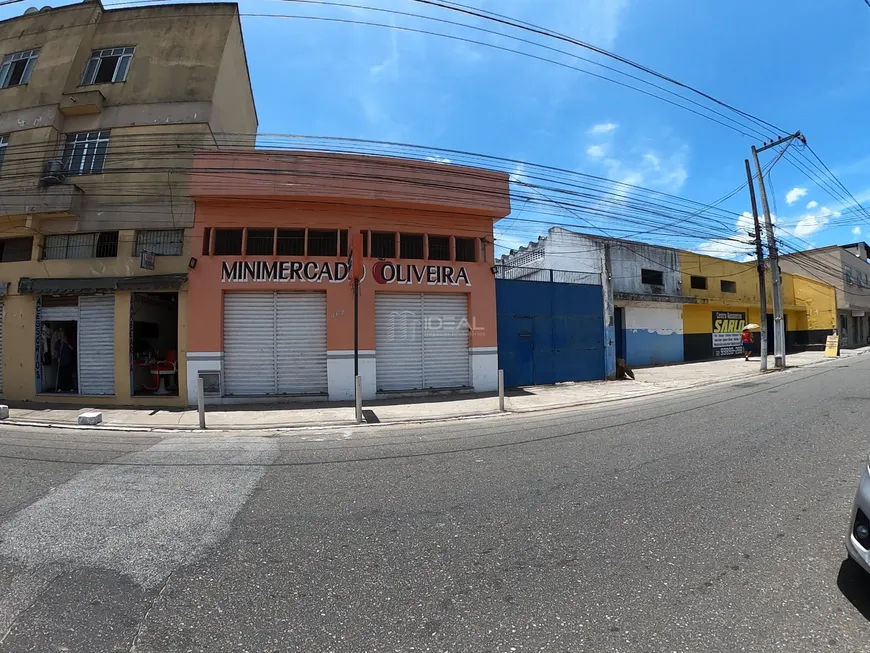 Foto 1 de Galpão/Depósito/Armazém para venda ou aluguel, 1300m² em Centro, Campos dos Goytacazes