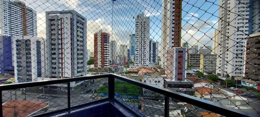 Foto 1 de Apartamento com 2 Quartos à venda, 71m² em Boa Viagem, Recife