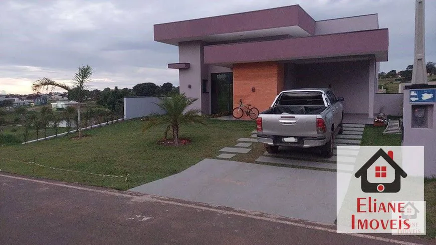 Foto 1 de Casa de Condomínio com 4 Quartos à venda, 206m² em , Paranapanema