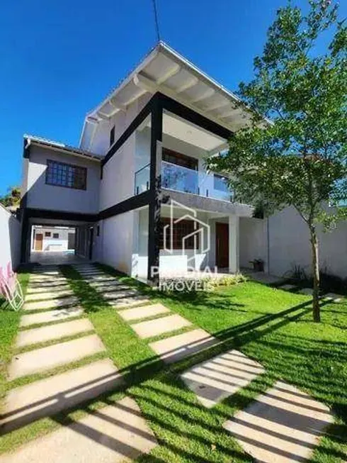 Foto 1 de Casa com 3 Quartos à venda, 350m² em Camboinhas, Niterói