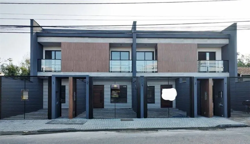 Foto 1 de Sobrado com 3 Quartos à venda, 115m² em Bom Retiro, Joinville