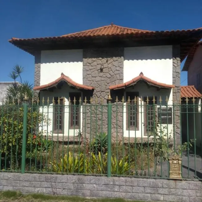 Foto 1 de Casa com 1 Quarto à venda, 204m² em Centro, Araruama