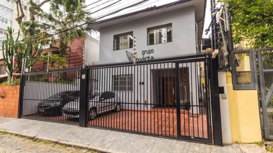 Foto 1 de Casa com 4 Quartos à venda, 230m² em Vila Mariana, São Paulo