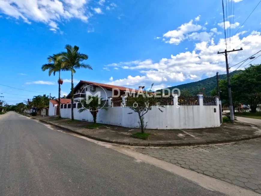 Foto 1 de Casa com 3 Quartos à venda, 208m² em PRAIA DE MARANDUBA, Ubatuba