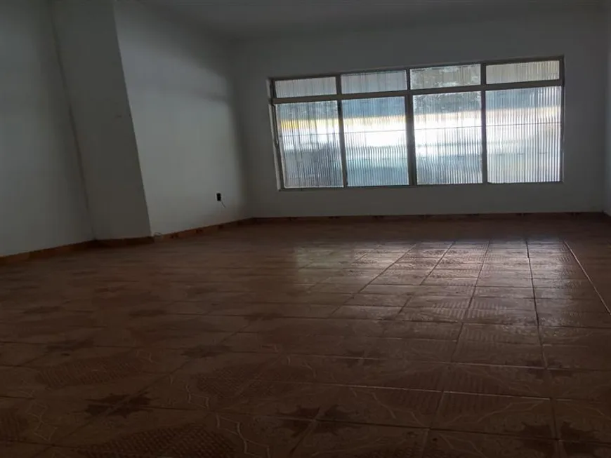 Foto 1 de Sobrado com 3 Quartos à venda, 180m² em Vila Firmiano Pinto, São Paulo