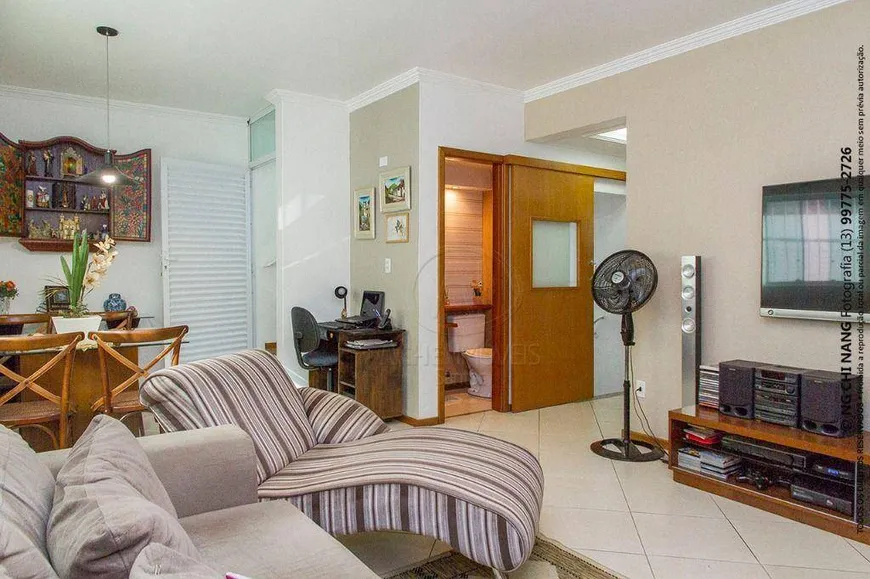 Foto 1 de Casa com 3 Quartos à venda, 140m² em Marapé, Santos