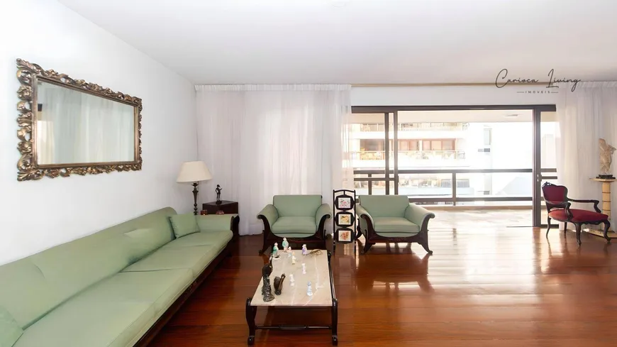 Foto 1 de Apartamento com 4 Quartos à venda, 204m² em Leblon, Rio de Janeiro