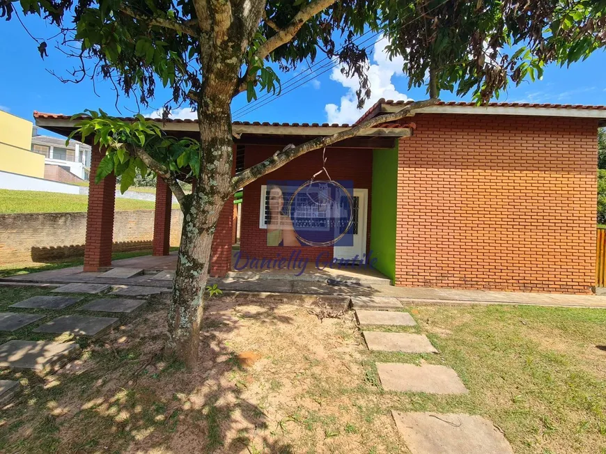 Foto 1 de Casa de Condomínio com 3 Quartos para venda ou aluguel, 160m² em Jardim Ninho Verde II, Pardinho