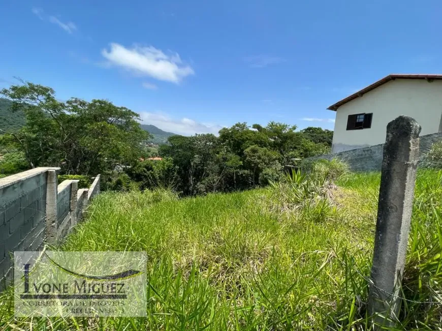 Foto 1 de Lote/Terreno à venda, 713m² em Parque Guararapes, Miguel Pereira