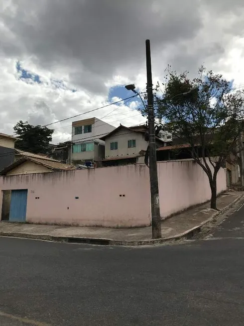 Foto 1 de Lote/Terreno à venda, 236m² em Tirol, Belo Horizonte