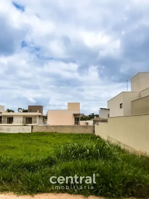 Foto 1 de Lote/Terreno à venda, 525m² em Chácaras Odete, Bauru