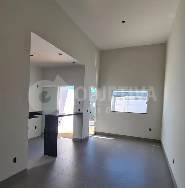 Foto 1 de Casa com 2 Quartos à venda, 63m² em Morumbi, Uberlândia