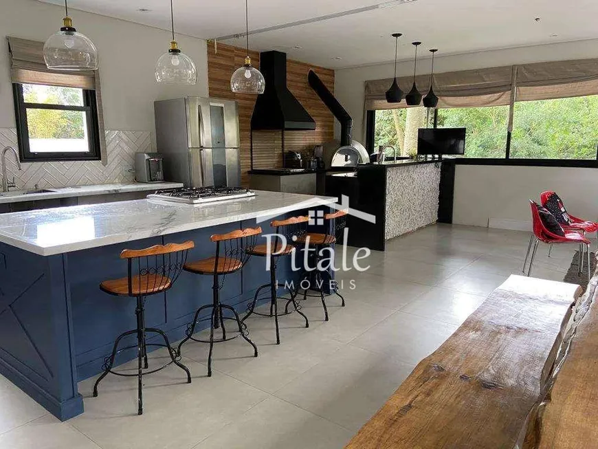 Foto 1 de Casa de Condomínio com 3 Quartos à venda, 427m² em Terras do Madeira, Carapicuíba