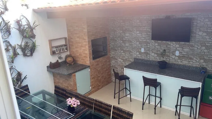 Foto 1 de Casa com 3 Quartos à venda, 145m² em Nova Era, Juiz de Fora