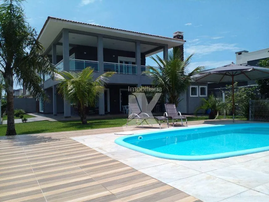 Foto 1 de Casa com 4 Quartos para alugar, 250m² em Atami, Pontal do Paraná