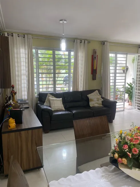 Foto 1 de Casa com 3 Quartos à venda, 122m² em Itapuã, Salvador