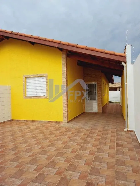 Foto 1 de Casa com 2 Quartos à venda, 65m² em Jardim Magalhães, Itanhaém