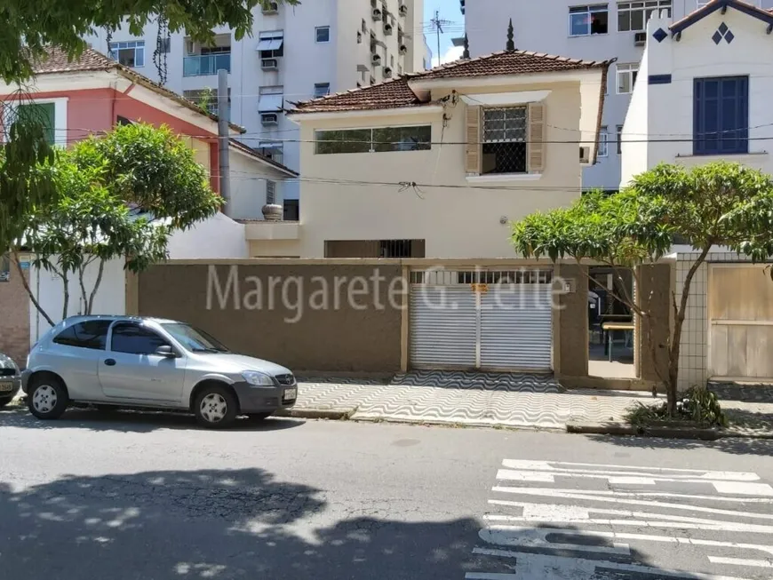 Foto 1 de Sobrado com 4 Quartos à venda, 120m² em Pompeia, Santos