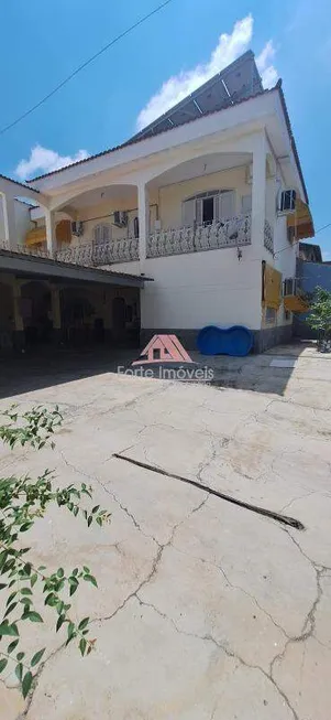 Foto 1 de Casa com 3 Quartos à venda, 146m² em Campo Grande, Rio de Janeiro