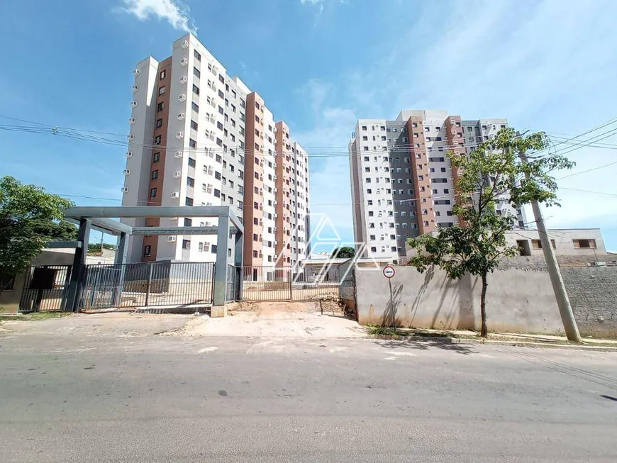 Foto 1 de Apartamento com 2 Quartos à venda, 48m² em Jardim Cristo Rei, Marília