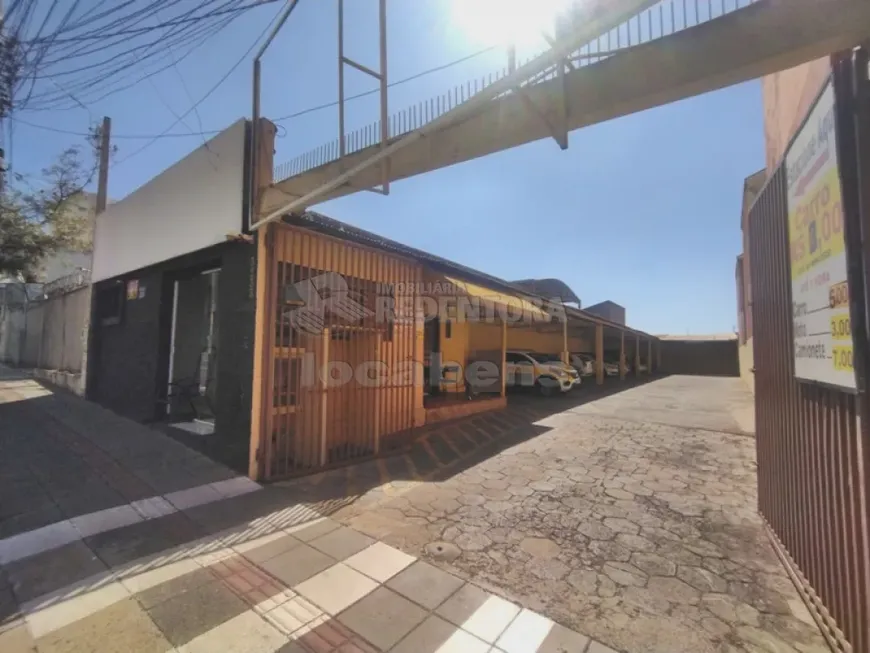 Foto 1 de Galpão/Depósito/Armazém à venda, 200m² em Centro, São José do Rio Preto