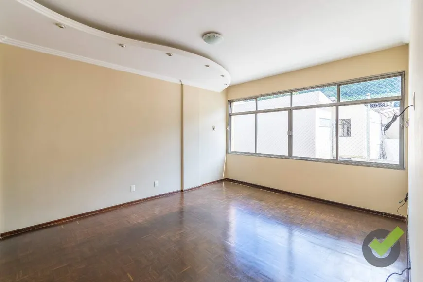 Foto 1 de Apartamento com 2 Quartos para alugar, 90m² em Centro, Nova Friburgo