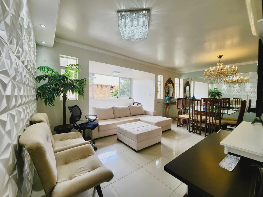 Foto 1 de Apartamento com 3 Quartos à venda, 102m² em Cristo Rei, Teresina
