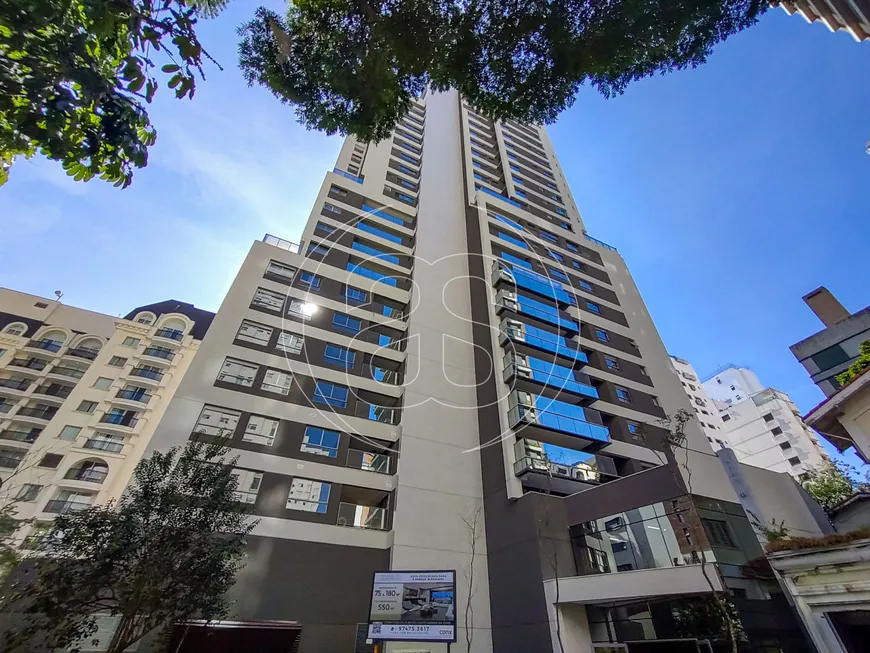 Foto 1 de Apartamento com 2 Quartos à venda, 146m² em Vila Nova Conceição, São Paulo