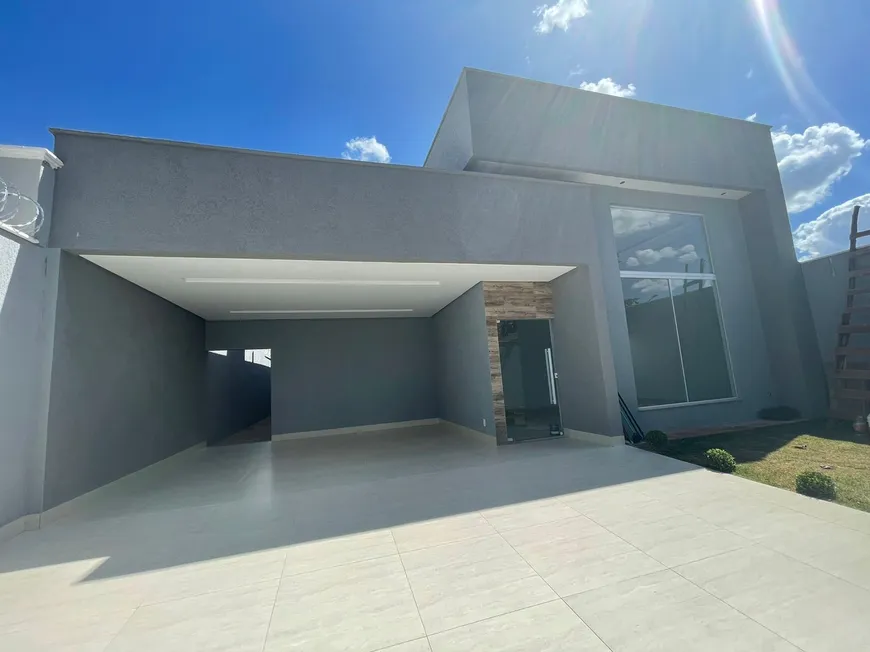 Foto 1 de Casa com 3 Quartos à venda, 170m² em Setor Faiçalville, Goiânia