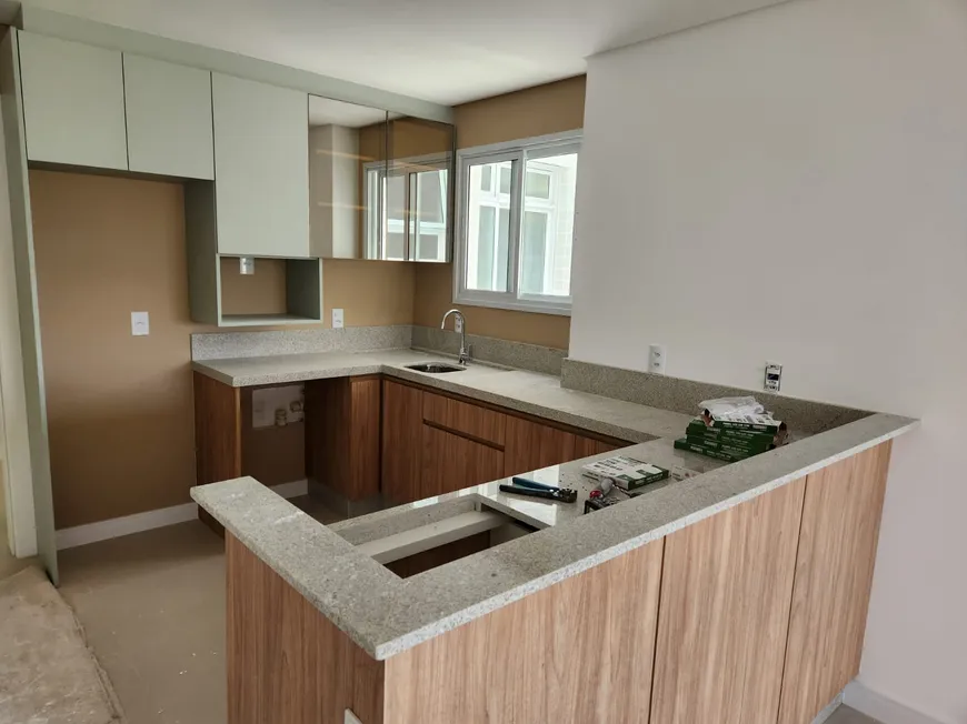 Foto 1 de Apartamento com 1 Quarto à venda, 52m² em Lagoa da Conceição, Florianópolis