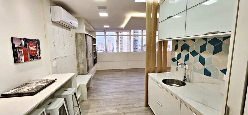 Foto 1 de Apartamento com 1 Quarto à venda, 55m² em Centro, Curitiba