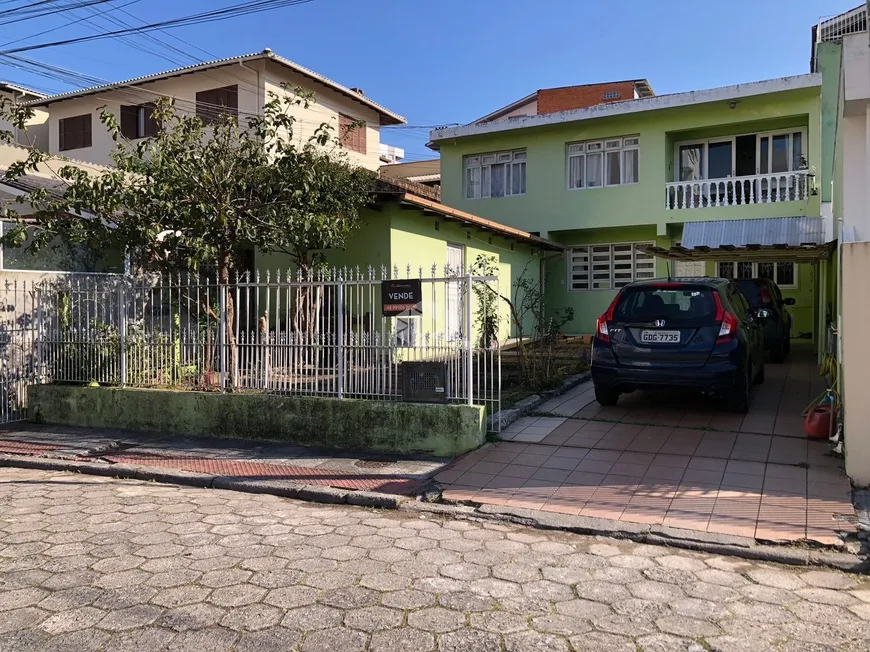 Foto 1 de Casa com 4 Quartos à venda, 200m² em Canto, Florianópolis