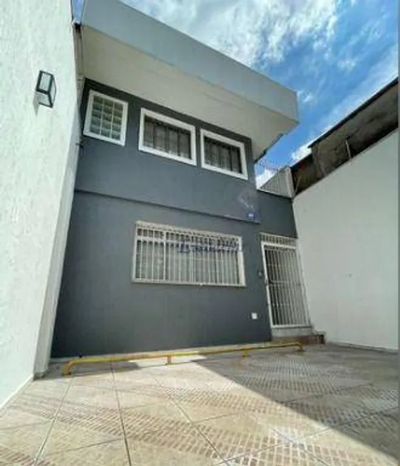 Foto 1 de Imóvel Comercial com 3 Quartos para alugar, 100m² em Parada Inglesa, São Paulo