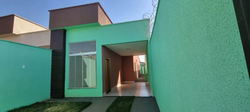 Foto 1 de Casa com 3 Quartos à venda, 104m² em Jardim Colorado, Goiânia