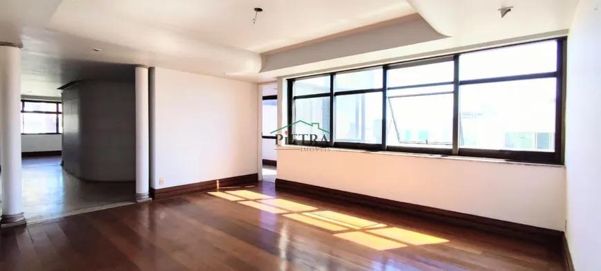 Foto 1 de Apartamento com 4 Quartos à venda, 350m² em Serra, Belo Horizonte