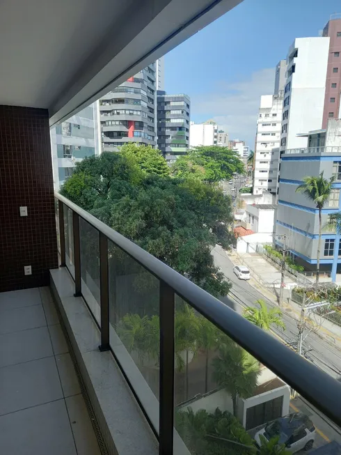 Foto 1 de Apartamento com 1 Quarto à venda, 51m² em Barra Avenida, Salvador