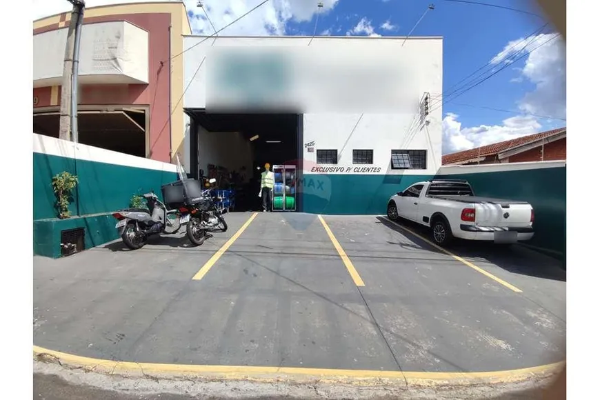 Foto 1 de Galpão/Depósito/Armazém à venda, 200m² em Vila das Industrias, Tupã