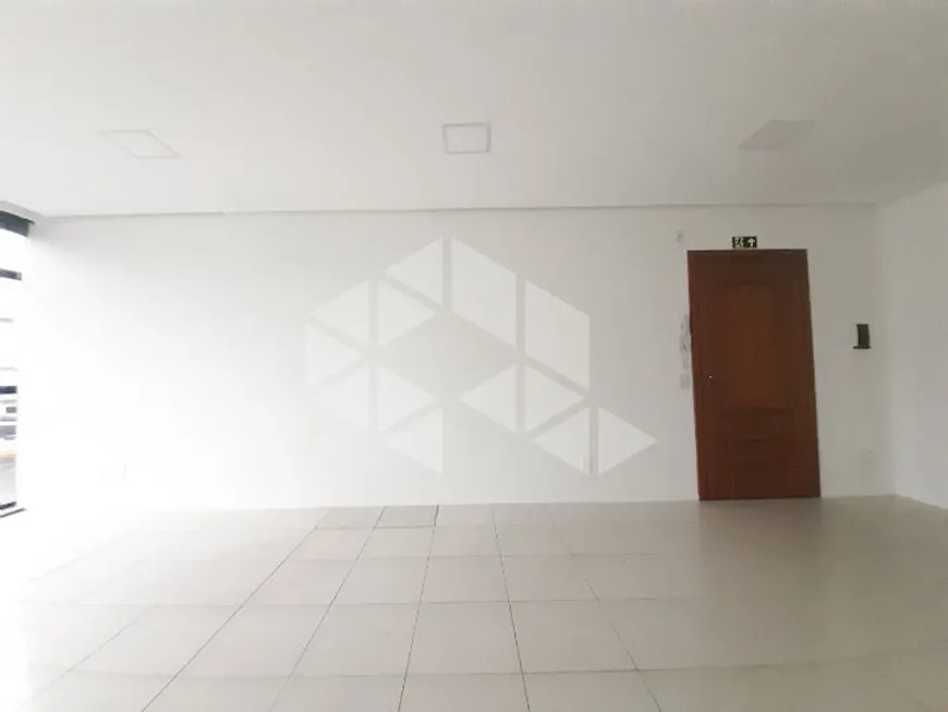 Foto 1 de Sala Comercial para alugar, 40m² em Menino Deus, Porto Alegre