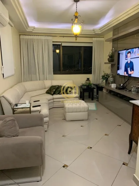 Foto 1 de Apartamento com 3 Quartos à venda, 180m² em Centro, Jacareí