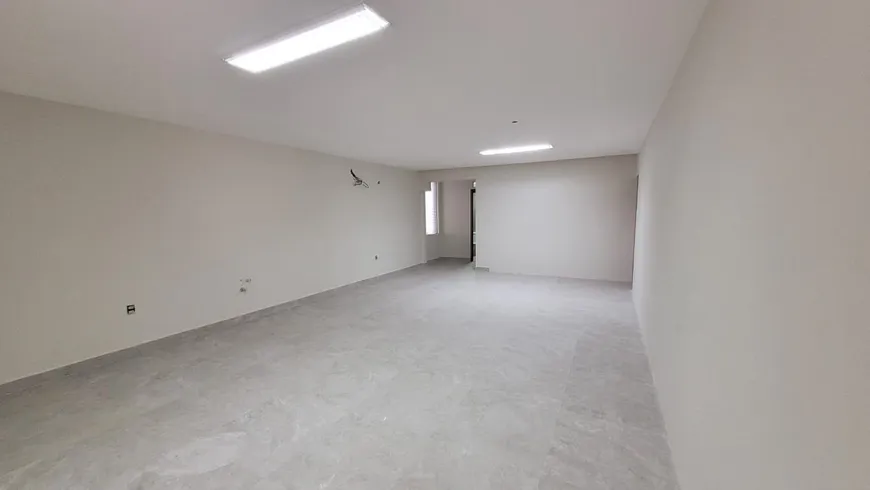 Foto 1 de Prédio Comercial com 10 Quartos para alugar, 720m² em Lagoa Nova, Natal