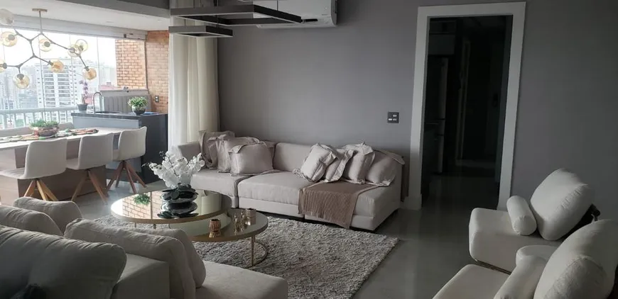 Foto 1 de Apartamento com 2 Quartos à venda, 115m² em Vila Gumercindo, São Paulo
