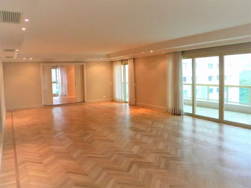 Foto 1 de Apartamento com 5 Quartos à venda, 580m² em Itaim Bibi, São Paulo