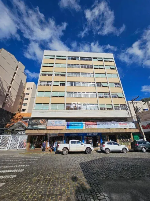 Foto 1 de Apartamento com 3 Quartos à venda, 115m² em Centro, Nova Friburgo