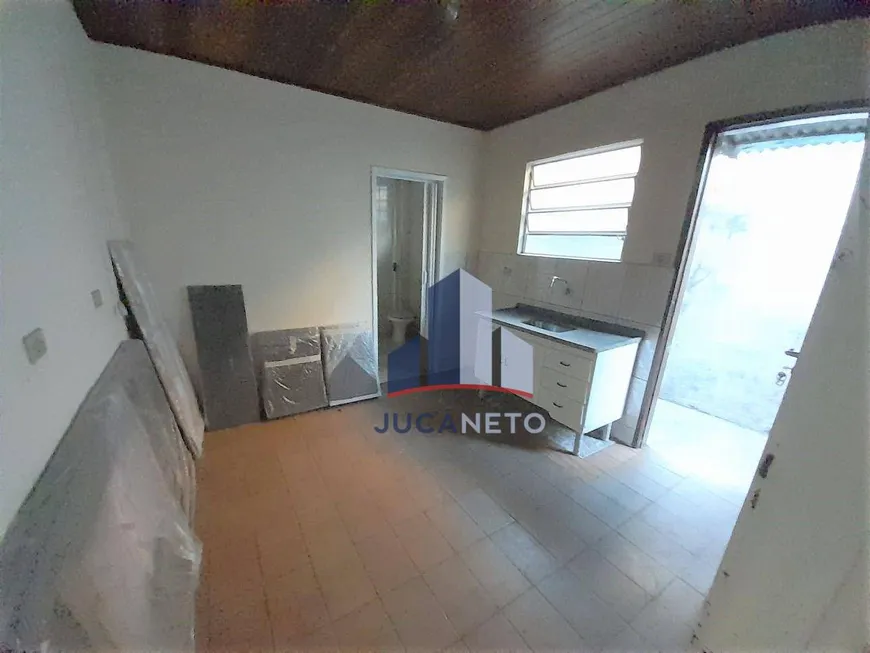 Foto 1 de Casa com 1 Quarto para alugar, 40m² em Vila Assis Brasil, Mauá