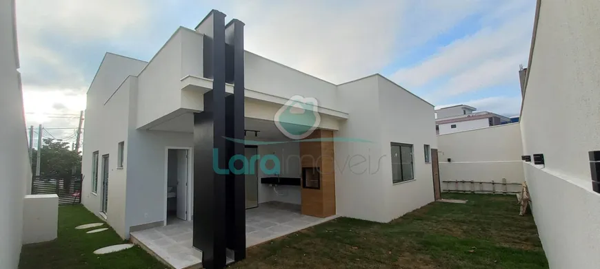 Foto 1 de Casa de Condomínio com 3 Quartos à venda, 170m² em Alphaville, Rio das Ostras