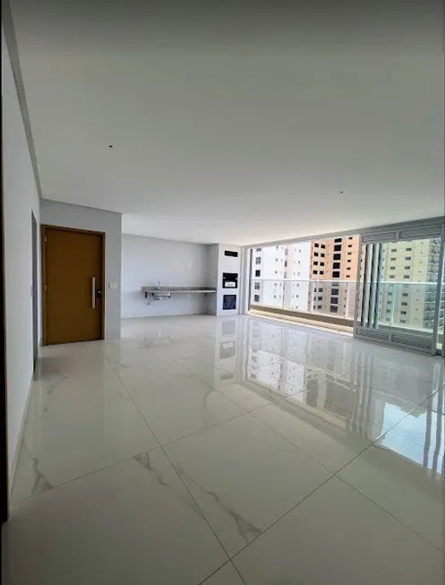 Foto 1 de Apartamento com 4 Quartos à venda, 180m² em Parque Flamboyant, Goiânia