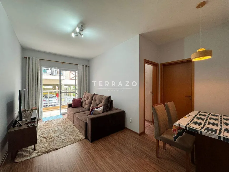 Foto 1 de Apartamento com 1 Quarto à venda, 47m² em Varzea, Teresópolis