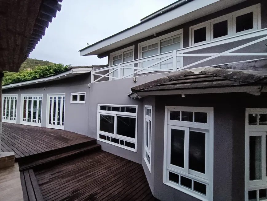 Foto 1 de Casa com 3 Quartos à venda, 350m² em Praia da Silveira, Garopaba